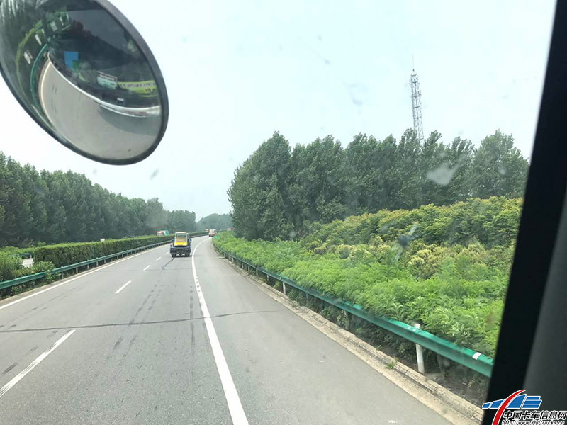 本次选择的比赛线路，弯道较多。
