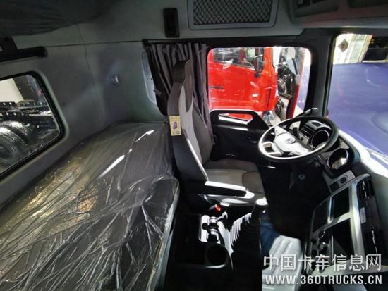 东风天龙kl荣膺2020中国年度卡车(ctoy)