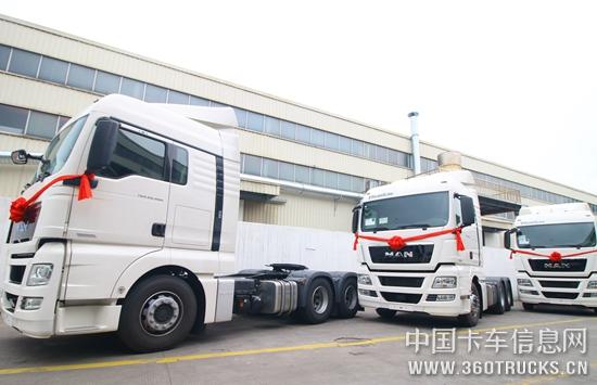 4. 曼恩TGX高效版牵引车.jpg
