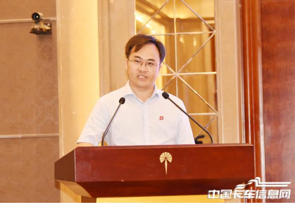 胡海华.jpg