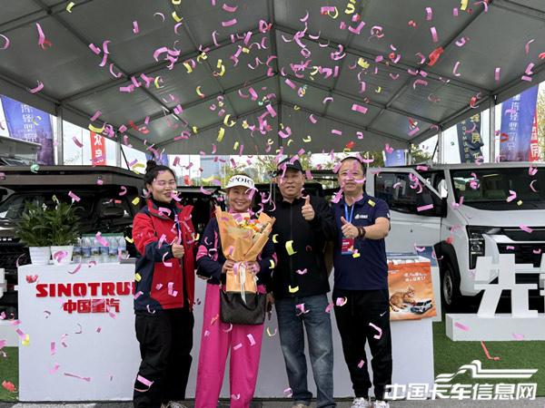 1761618698885545.jpg 4.jpg