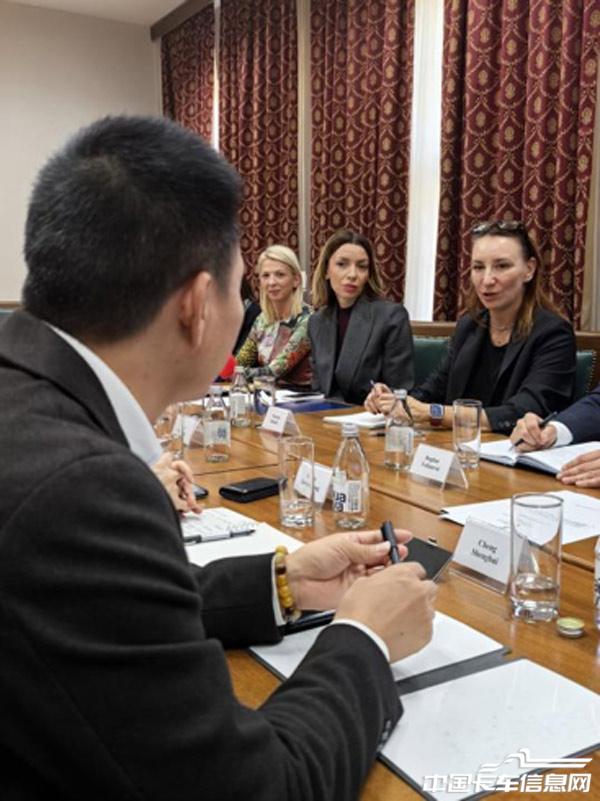 1761727509302600.jpg 2.jpg