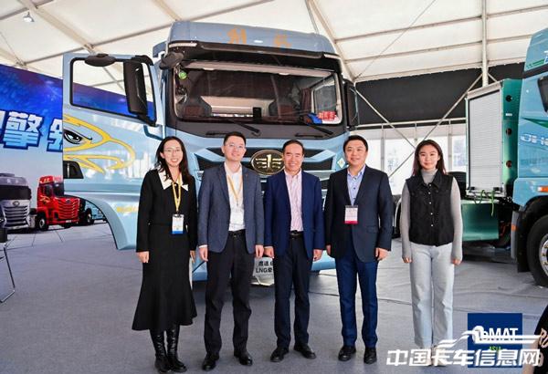 1761878066737283.jpg 4.jpg