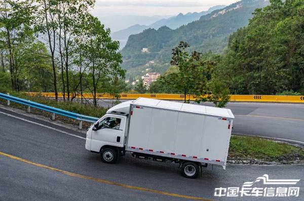 1762393510176419.jpg WX20251106-094341@2x.jpg