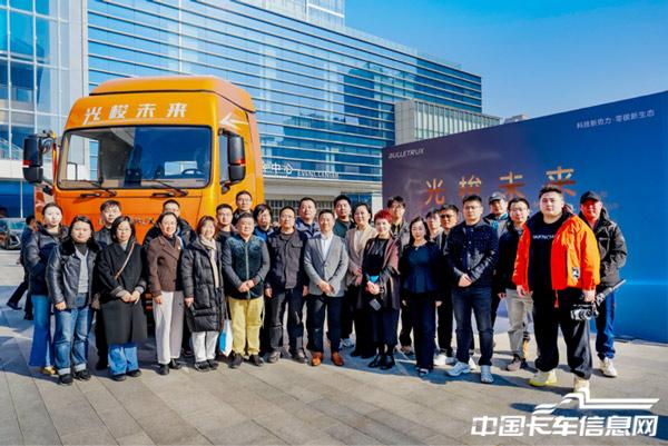 1765068731927551.jpg 8.jpg